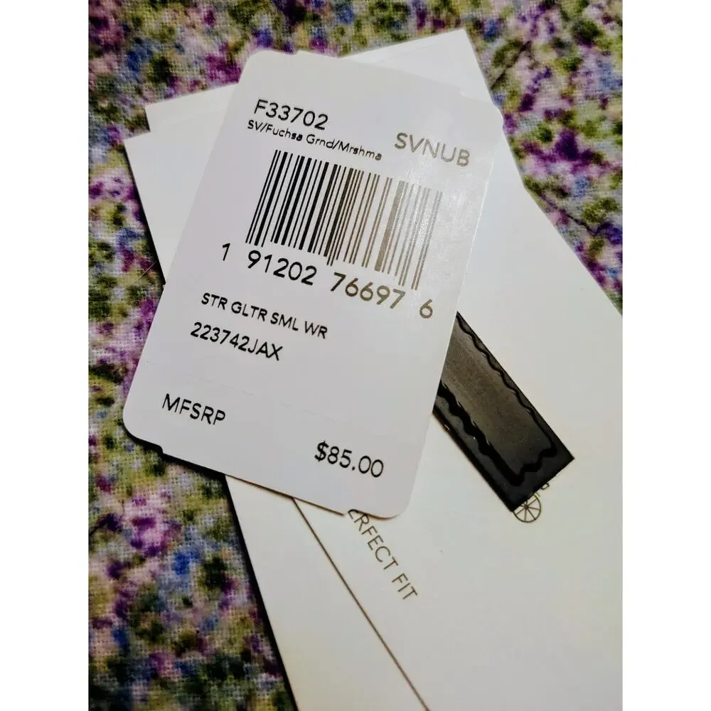 NWT Coach Star Glitter Wristlet, OxBlood Red MSRP 85.00
